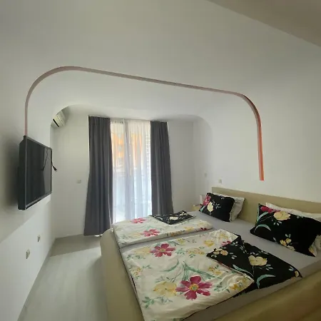 Itta 05 Sunny アパート