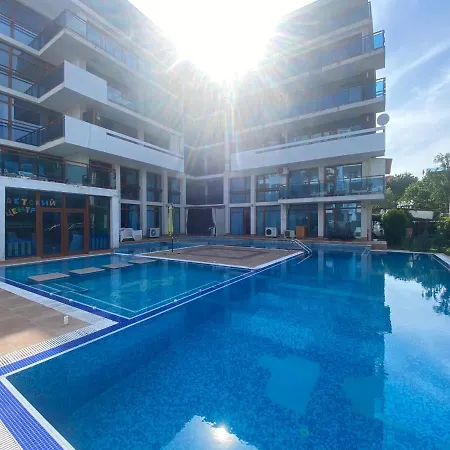 Itta 05 Sunny サニービーチ